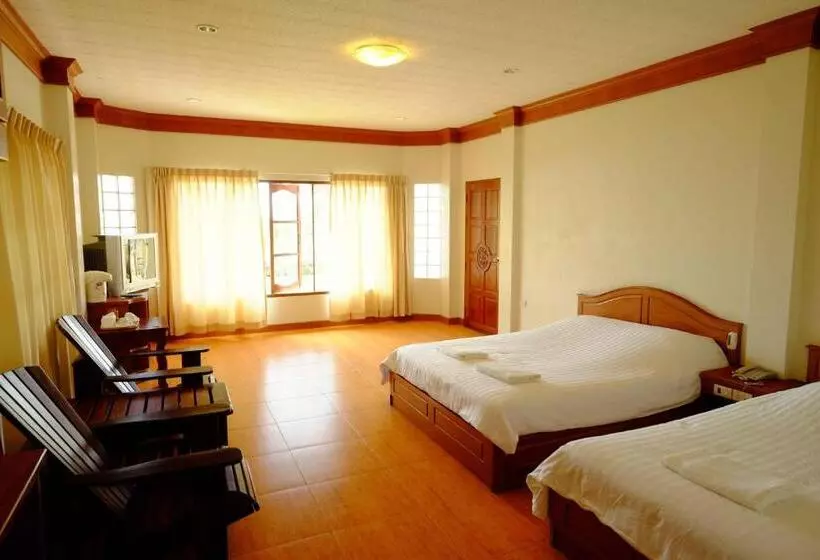 Triple Room Sea View, Bansaithong Beach Resort