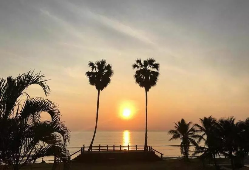 スタンダードルーム, Bansaithong Beach Resort