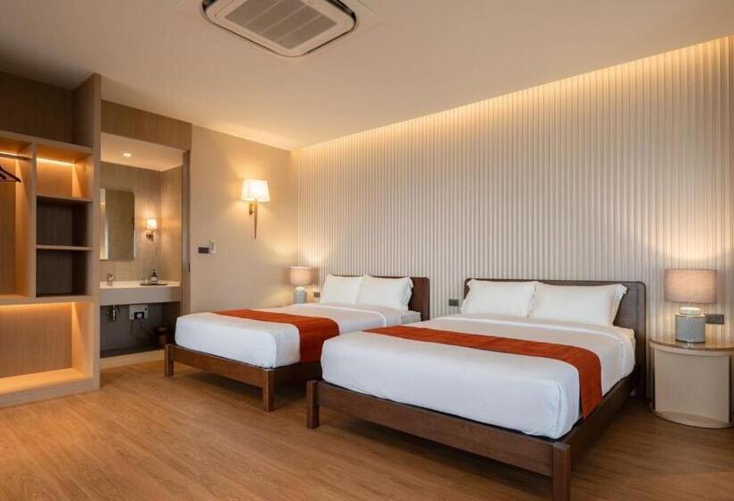 Семейный Номер, Bansaithong Beach Resort