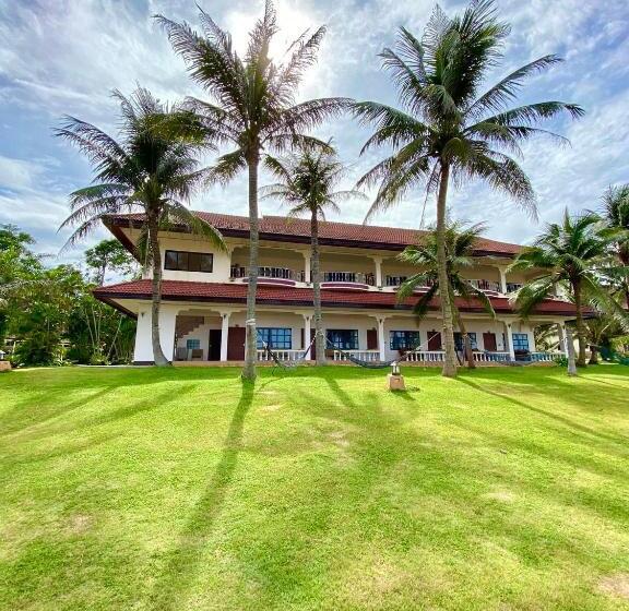 Номер Стандарт Трехместный, Bansaithong Beach Resort