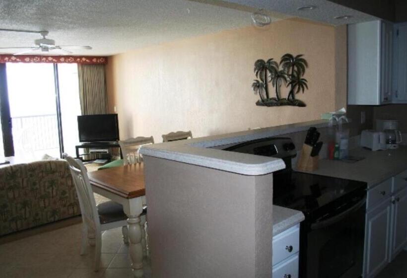 3 Bedroom Suite, Club Regency At Regency Towers