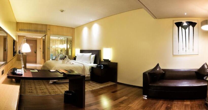 غرفة سوبيريور مطلة على المدينة, Courtyard By Marriott Bilaspur