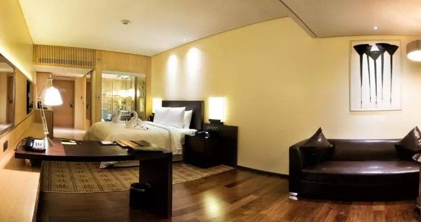 シティビューのスーペリアルーム, Courtyard By Marriott Bilaspur