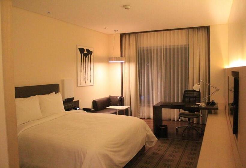 Номер Superior Вид на Город, Courtyard By Marriott Bilaspur