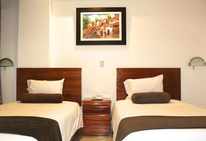 חדר סטנדרט, Flower S House