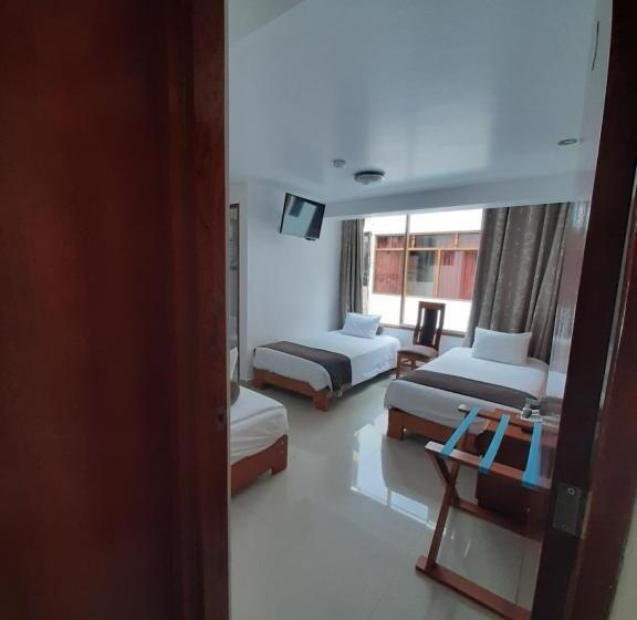 חדר סטנדרט לשלושה, Flower S House