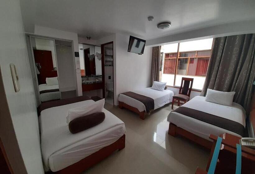 חדר סטנדרט לשלושה, Flower S House