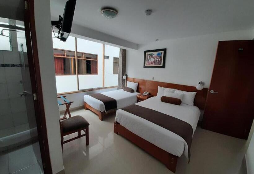 חדר משפחתי, Flower S House