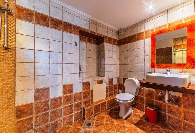 דירת דופלקס בת חדר שינה 1, Idili Traditional House