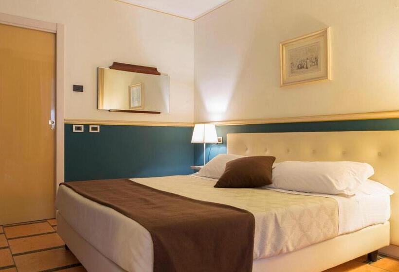 经济房, Ponte Di Rialto