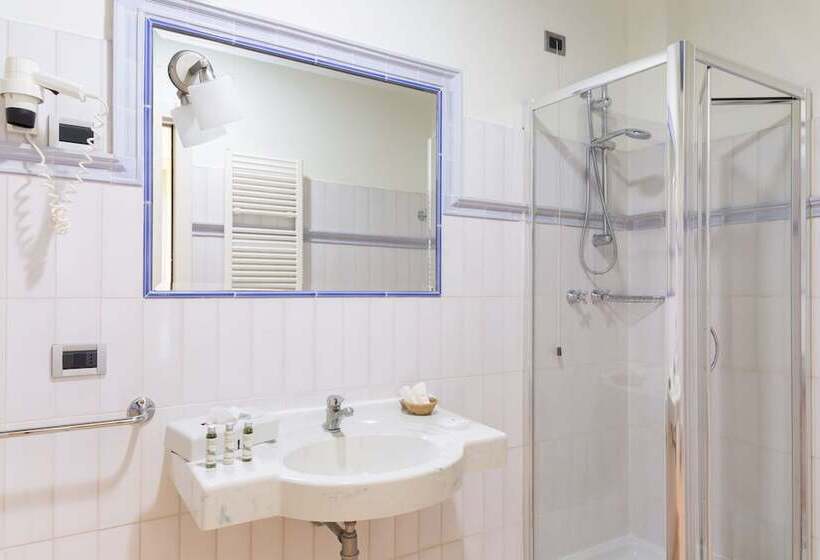 经济房, Ponte Di Rialto