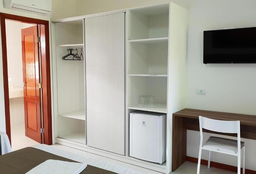 四人标准间, Pousada Salvador Paradise