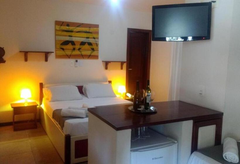 标准三人间, Pousada Salvador Paradise