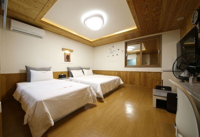 غرفة ديلوكس, Time