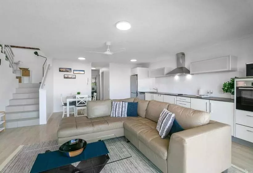 １ベッドルームペントハウスアパート, Kings Bay Apartments