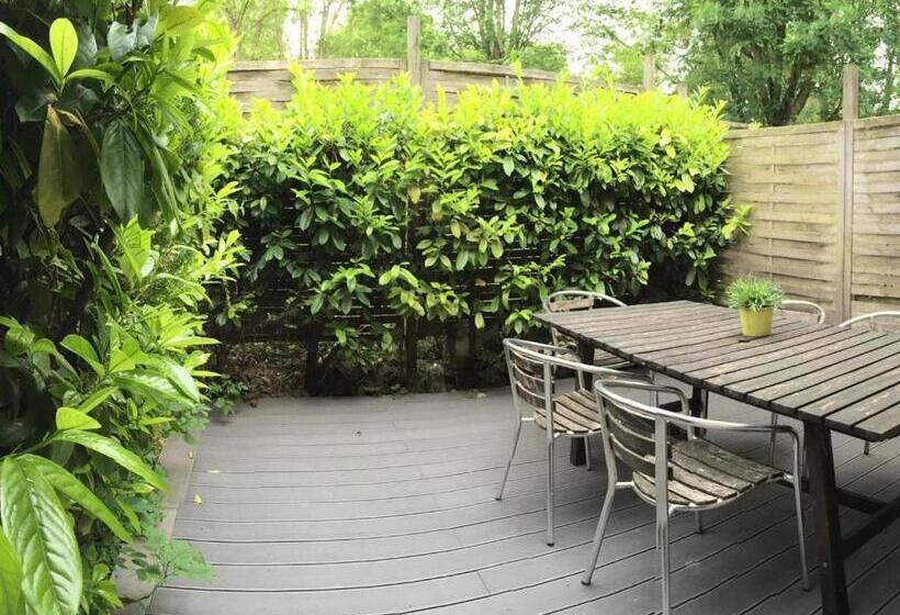 סוויטה נוף לגינה, La Ferme Des Moulineaux