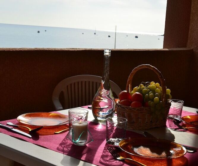 Студия Стандарт, Le California Motel