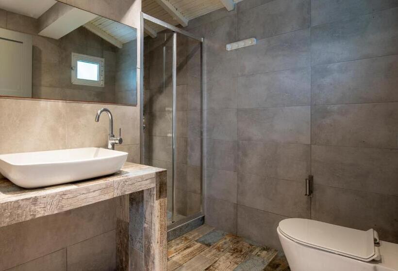 בקתה סטנדרטית, Villa Maria