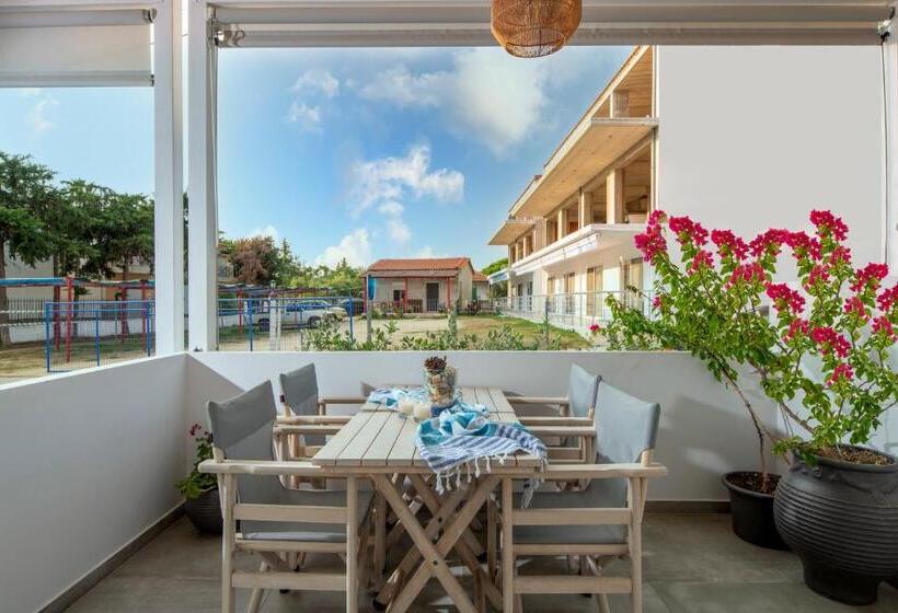 חדר משפחתי, Villa Maria