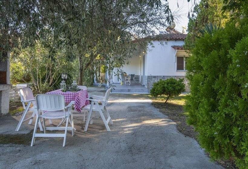 בקתה סטנדרטית, Villa Maria