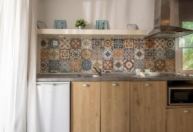 בונגלו סטנדרט עם נוף לגינה, Villa Maria