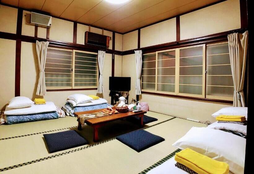 غرفة قياسية رباعية حمام مشترك, Pension Puppy Tail