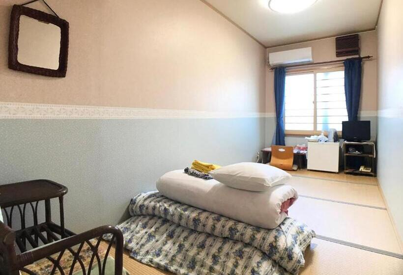 غرفة قياسية فردية حمام مشترك, Pension Puppy Tail