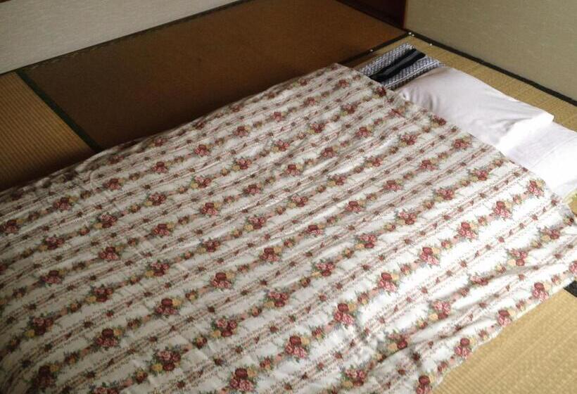 غرفة قياسية فردية حمام مشترك, Pension Puppy Tail