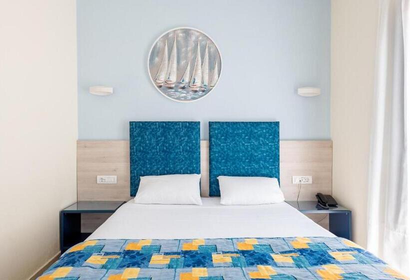 스탠다드 스튜디오, Byron