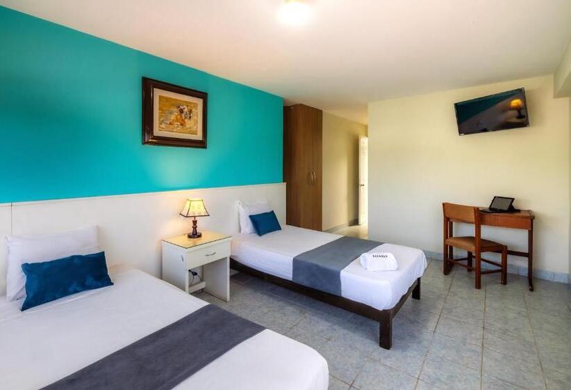 디럭스 룸, Country Trujillo