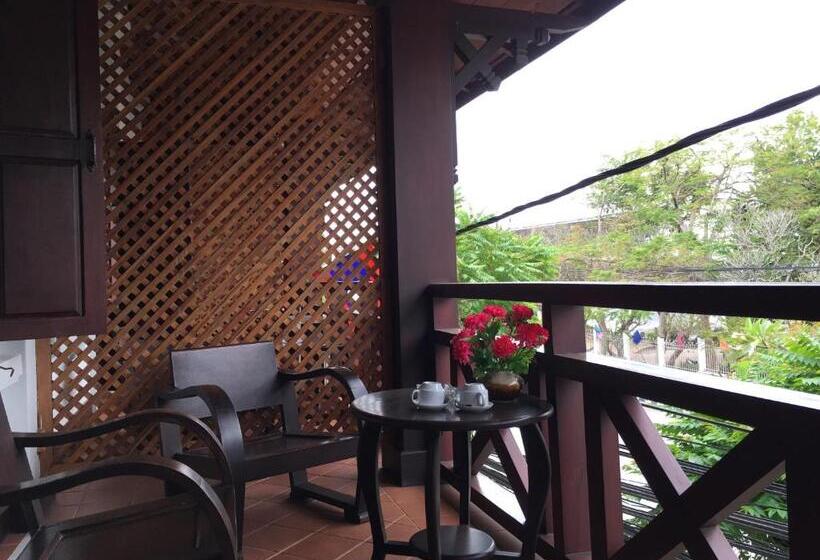 اتاق استاندارد با بالکن, Luang Prabang Pangkham Lodge