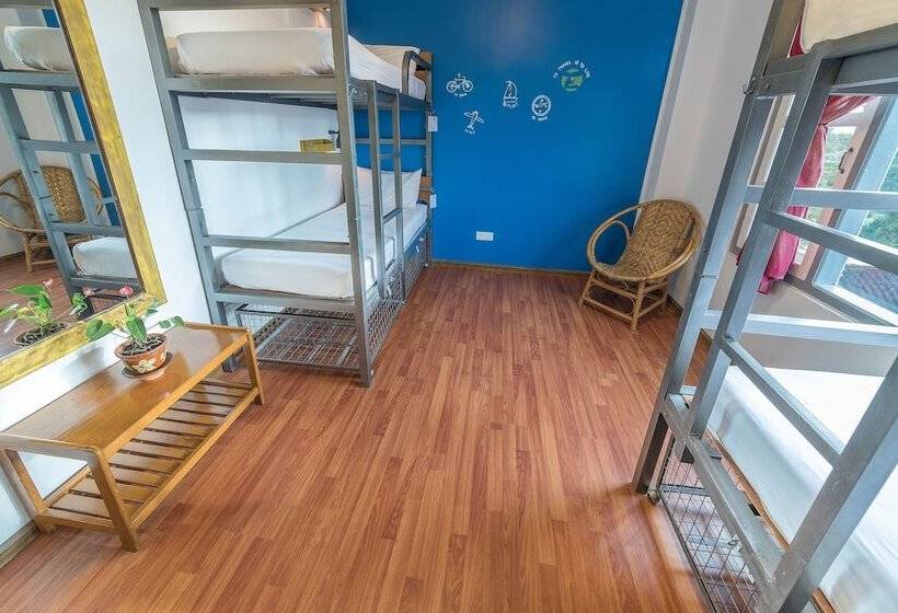 اتاق استاندارد چهار تخته, Ostello Bello Nyaung Shwe