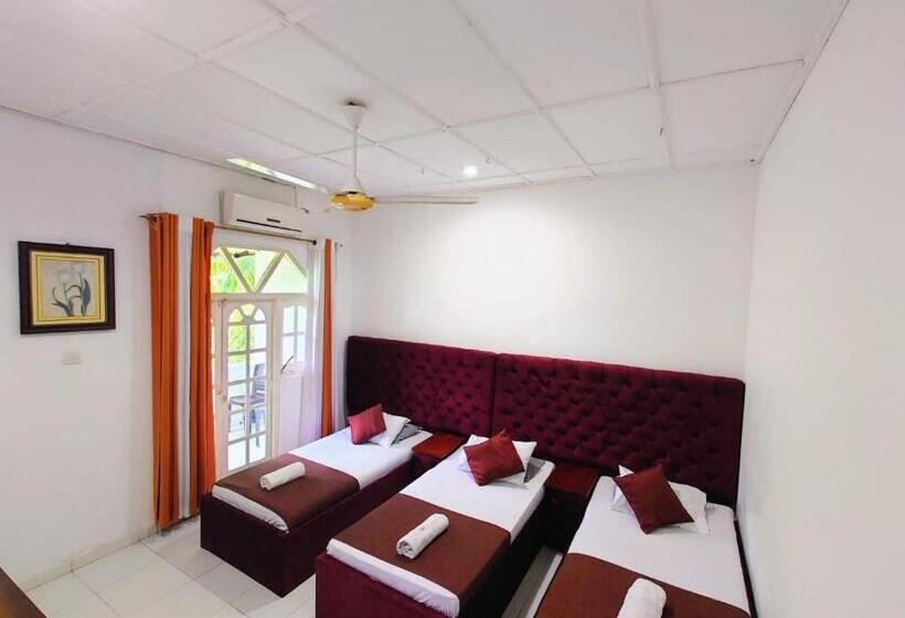 Economy Triple Room, Seyara Holiday Resort