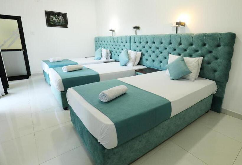 标准三人间, Seyara Holiday Resort