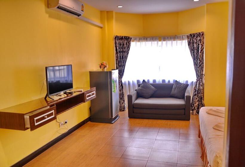 غرفة ديلوكس, Taj Place Residency