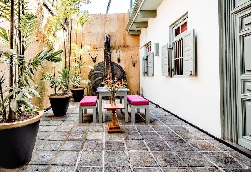 デラックスルーム, Small House Boutique Guest House