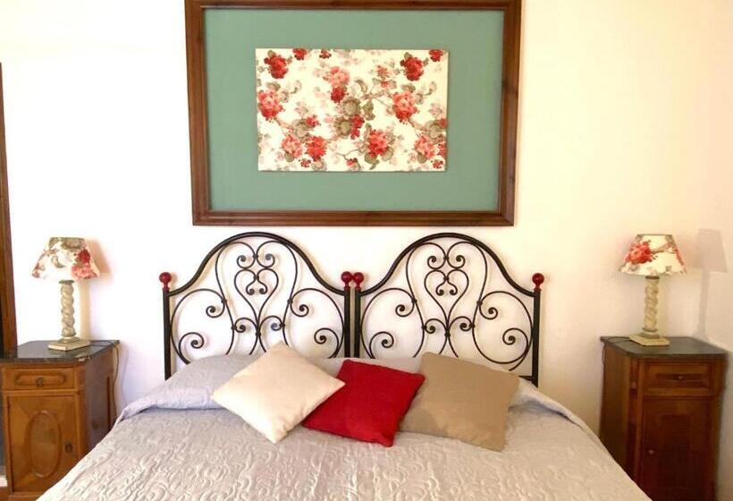 اتاق لوکس, Relais Felciaino B&b