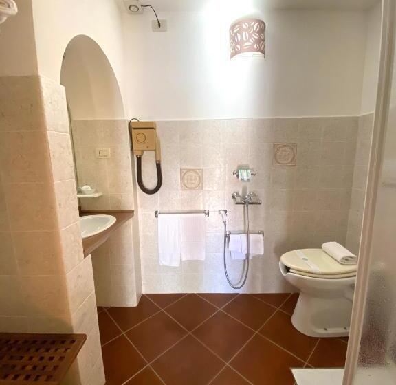 غرفة قياسية لذوى الاحتياجات الخاصة, Relais Felciaino B&b