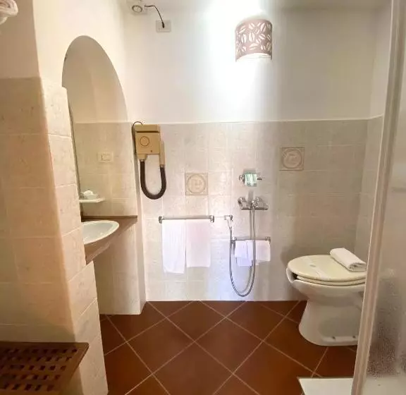 Standard-invahuone, Relais Felciaino B&b
