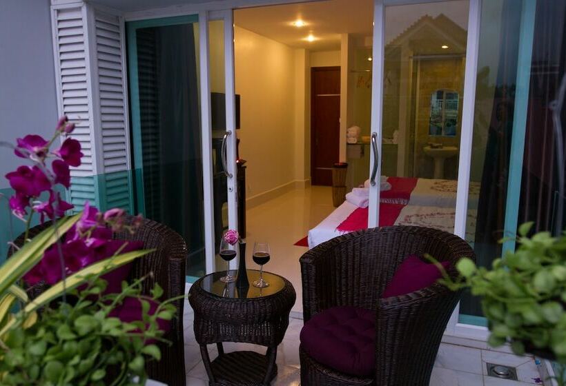 발코니 디럭스 룸, Richly Boutique Hotel & Hostel