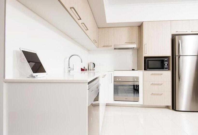 2 Bedrooms Apartment River View, Riviera Mackay