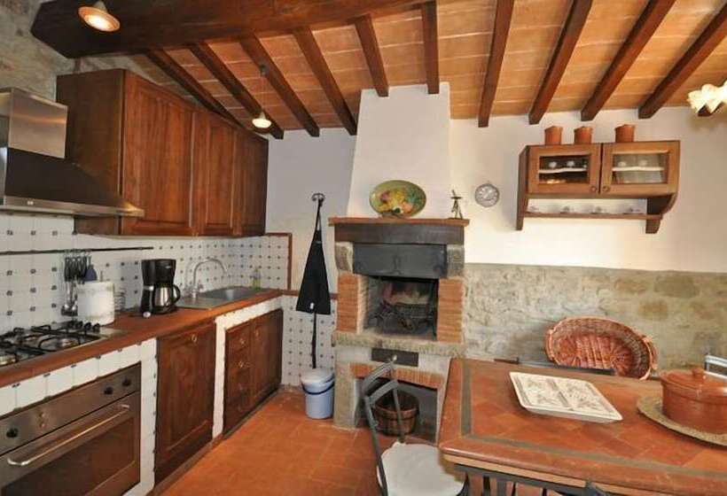 فيلا 3 غرف نوم, Villa Calcinaio