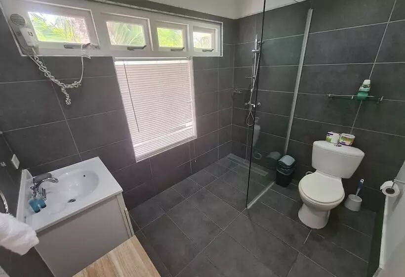 استودیوی لوکس, Bubali Villa & Apartments