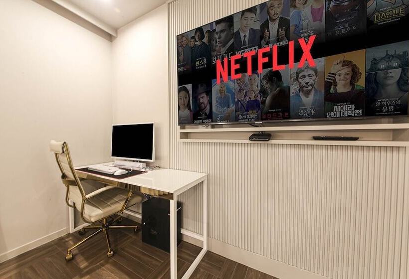 豪华房间, Denbasta Premium Hotel Bumil