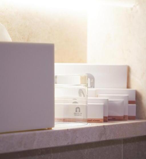 سوییت لوکس, Andalus Al Seef Resort & Spa