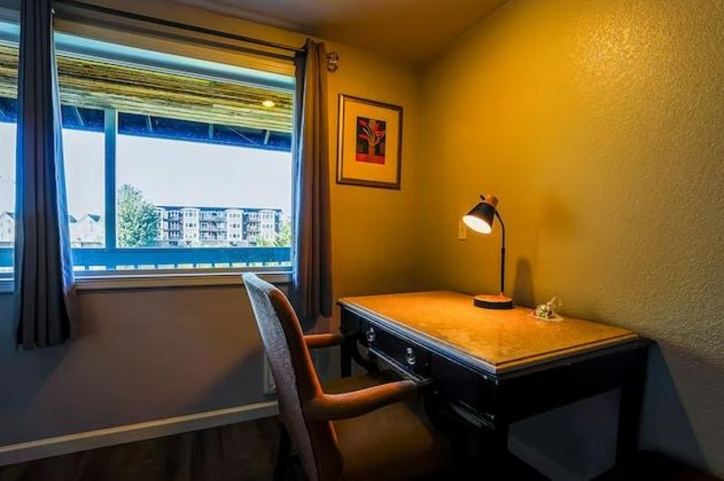 חדר סטנדרט נוף לנהר, Coast River Inn