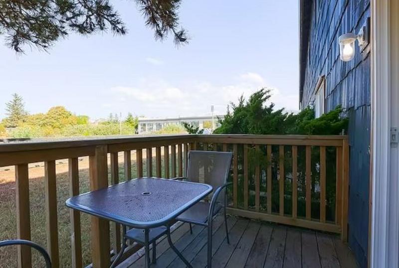 Номер Стандарт Вид на Реку, Coast River Inn