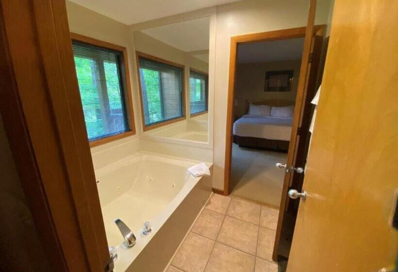 شقة غرفة واحدة, Fairway Forest