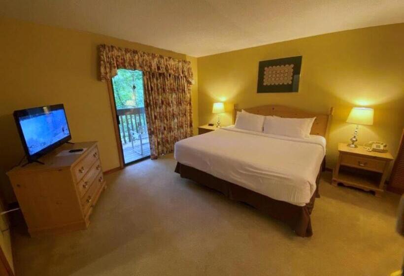 شقة غرفة واحدة, Fairway Forest