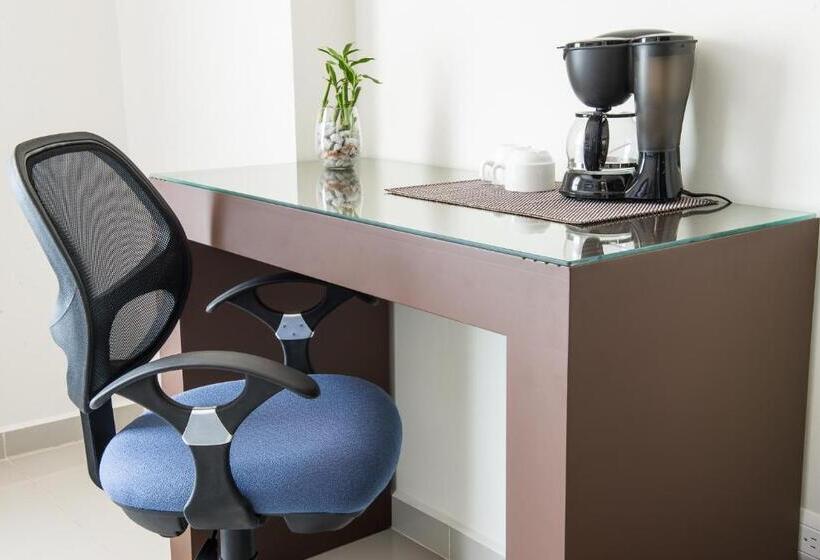 اتاق استاندارد, Latitud 15